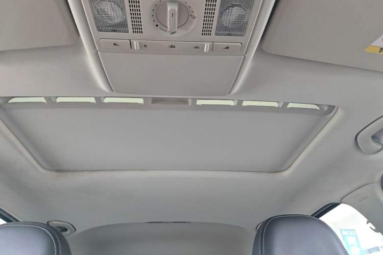 Used Volkswagen Gran Lavida 2017 230TSI DSG Comfort Edition Headliner