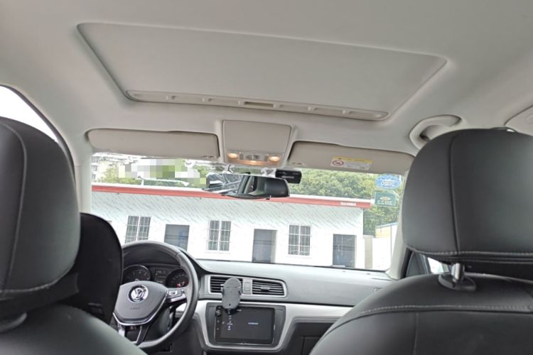 Used Volkswagen Gran Lavida 2017 180TSI DSG Comfort Edition Headliner