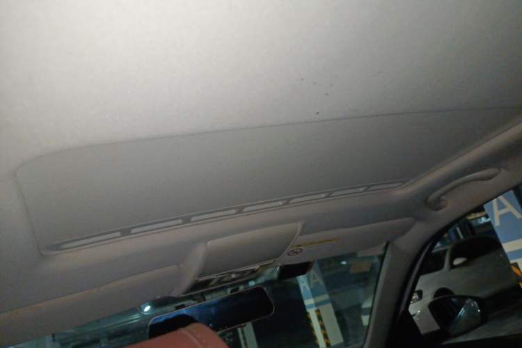 Used Volkswagen Gran Lavida 2017 230TSI DSG Comfort Edition Headliner