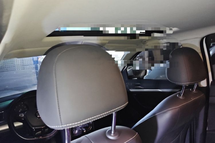 Used Volkswagen Gran Lavida 2017 1.6L Automatic Comfort Edition Headliner