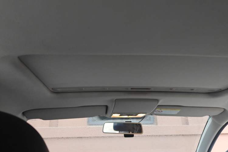 Used Volkswagen Gran Lavida 2017 1.6L Automatic Comfort Edition Headliner