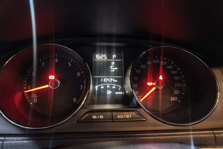 Used Volkswagen Gran Lavida 2017 230TSI DSG Comfort Edition Instrument Cluster