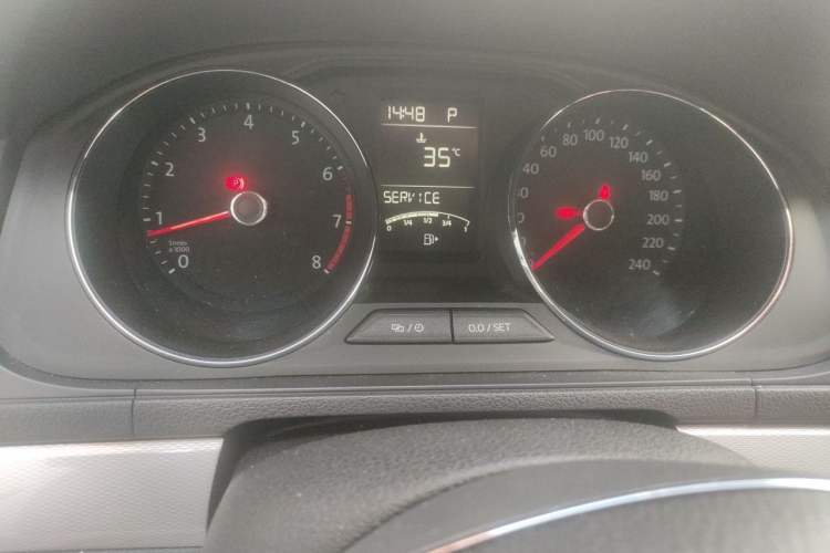 Used Volkswagen Gran Lavida 2017 180TSI DSG Comfort Edition Instrument Cluster