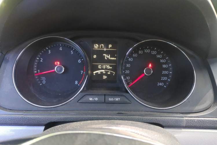 Used Volkswagen Gran Lavida 2017 180TSI DSG Comfort Edition Instrument Cluster