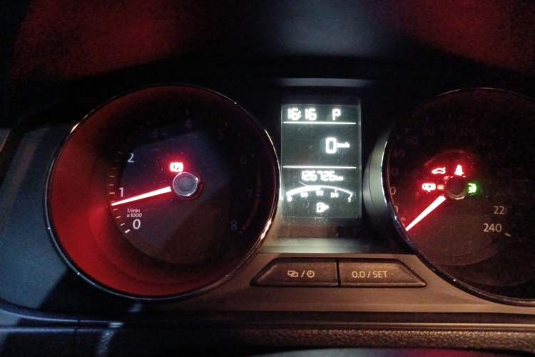Used Volkswagen Gran Lavida 2017 230TSI DSG Comfort Edition Instrument Cluster