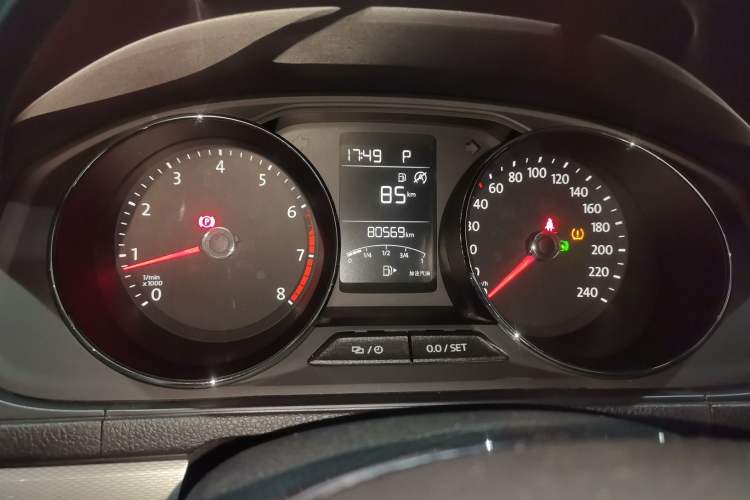 Used Volkswagen Gran Lavida 2017 180TSI DSG Comfort Edition Instrument Cluster