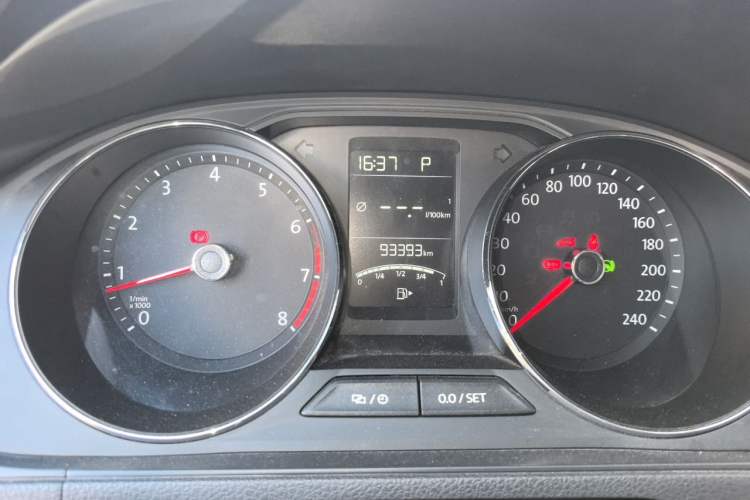 Used Volkswagen Gran Lavida 2017 230TSI DSG Comfort Edition Instrument Cluster