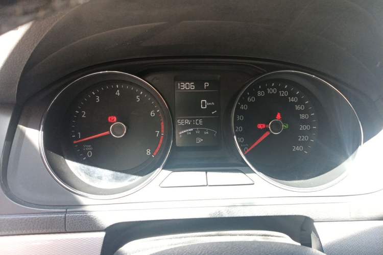 Used Volkswagen Gran Lavida 2017 180TSI DSG Comfort Edition Instrument Cluster
