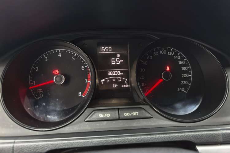 Used Volkswagen Gran Lavida 2017 1.6L Manual Fashion Edition Instrument Cluster