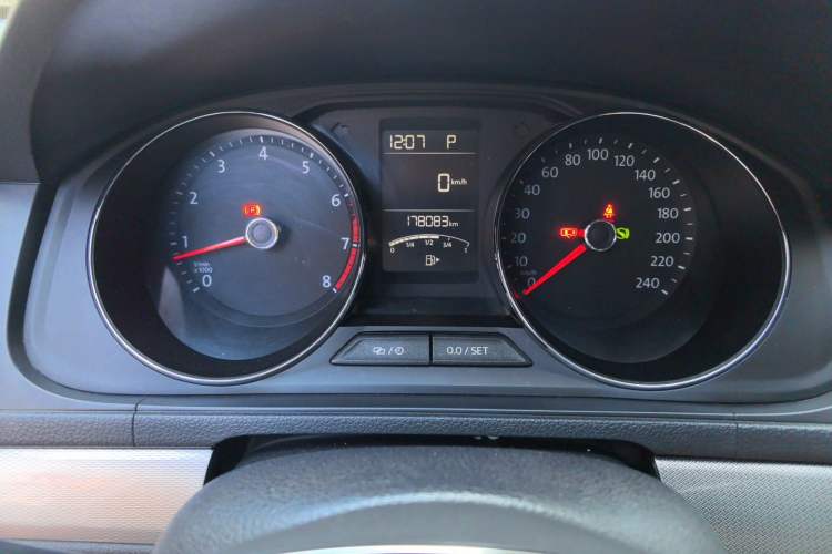 Used Volkswagen Gran Lavida 2017 230TSI DSG Comfort Edition Instrument Cluster