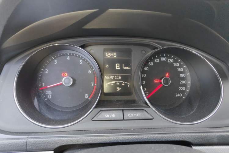 Used Volkswagen Gran Lavida 2017 1.6L Manual Comfort Edition Instrument Cluster