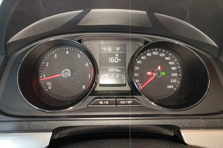 Used Volkswagen Gran Lavida 2017 180TSI DSG Comfort Edition Instrument Cluster