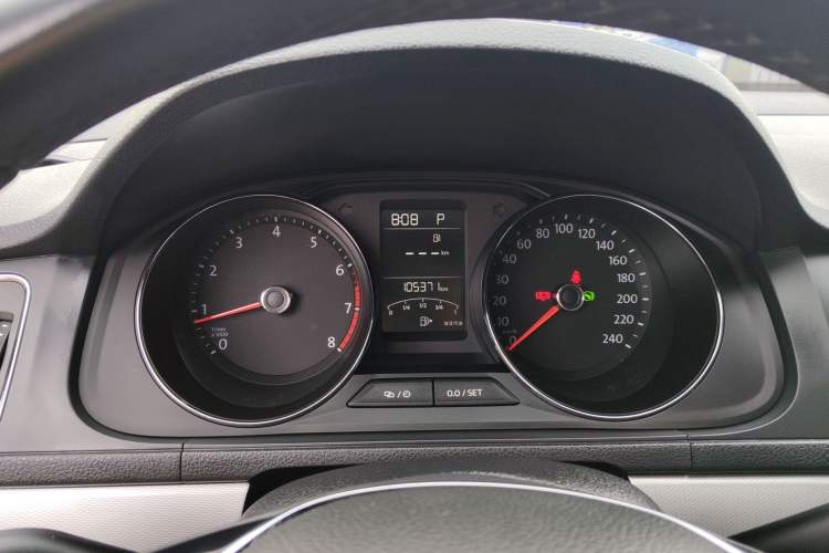 Used Volkswagen Gran Lavida 2017 230TSI DSG Comfort Edition Instrument Cluster