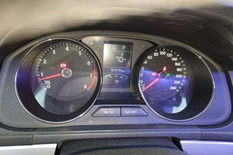 Used Volkswagen Gran Lavida 2017 180TSI DSG Comfort Edition Instrument Cluster