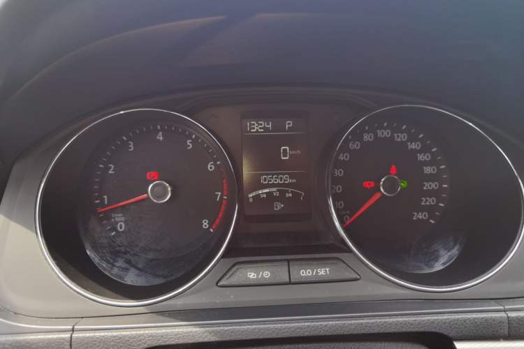 Used Volkswagen Gran Lavida 2017 180TSI DSG Comfort Edition Instrument Cluster