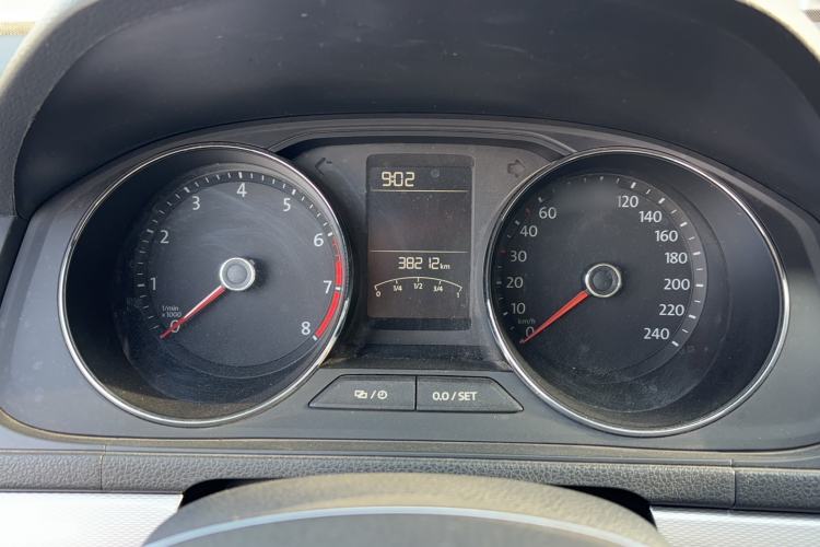 Used Volkswagen Gran Lavida 2017 180TSI DSG Comfort Edition Instrument Cluster