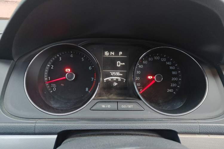 Used Volkswagen Gran Lavida 2017 1.6L Automatic Comfort Edition Instrument Cluster