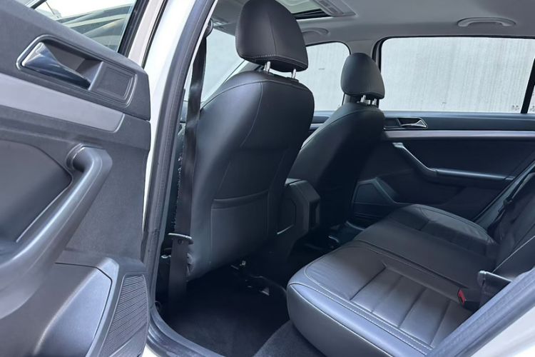 Used Volkswagen Gran Lavida 2017 180TSI DSG Comfort Edition Interior 1