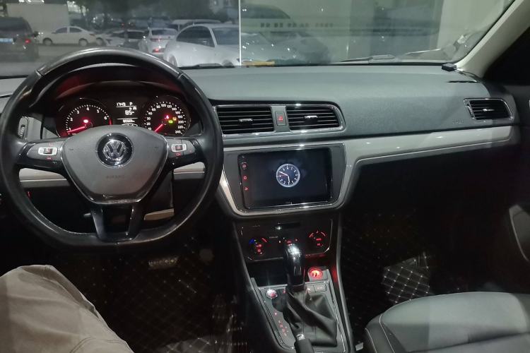 Used Volkswagen Gran Lavida 2017 180TSI DSG Comfort Edition Interior 2