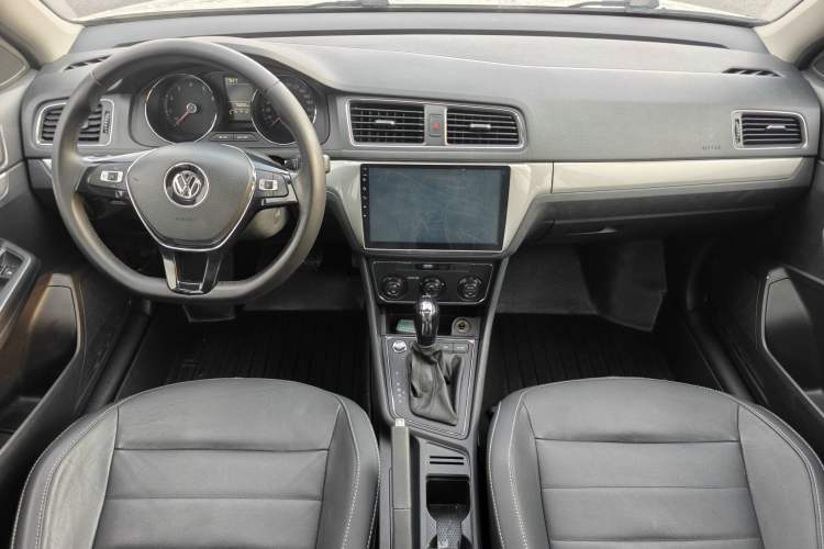 Used Volkswagen Gran Lavida 2017 180TSI DSG Comfort Edition Interior 3