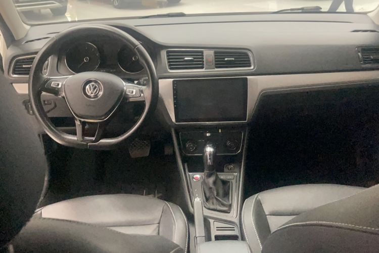 Used Volkswagen Gran Lavida 2017 180TSI DSG Comfort Edition Interior 3