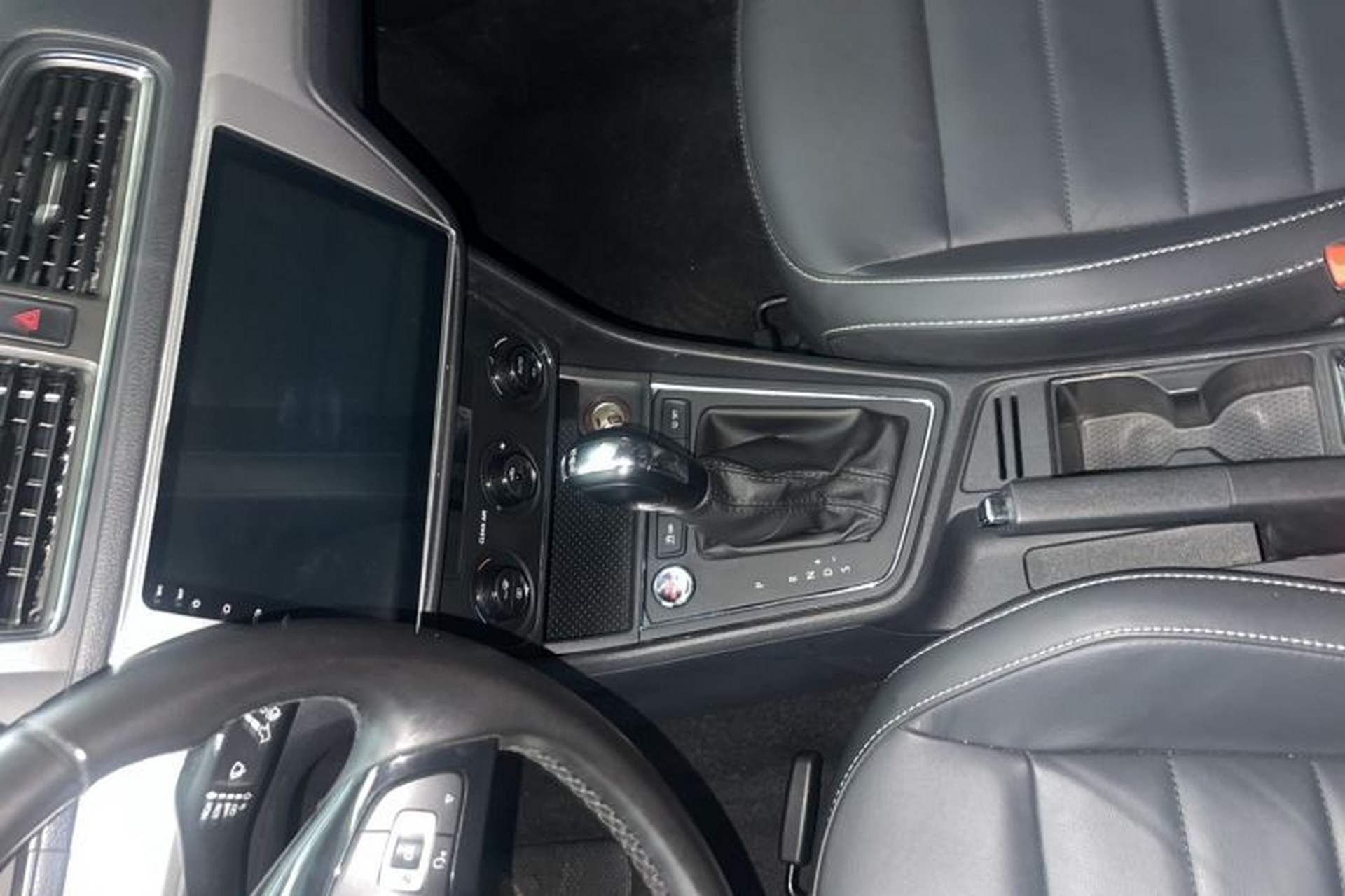 Used Volkswagen Gran Lavida 2017 180TSI DSG Comfort Edition Interior 7