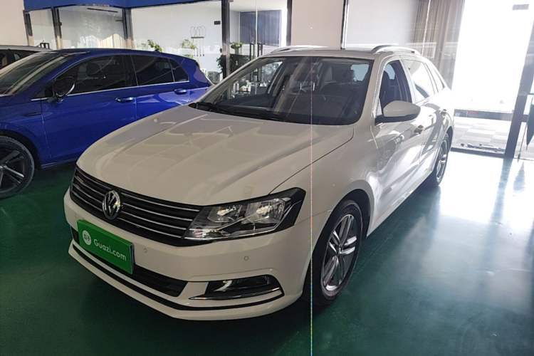 Used Volkswagen Gran Lavida 2017 180TSI DSG Comfort Edition Guazi used car, China used car export, Used car for sale, Used Volkswagen cars, Cheapest cars for sale