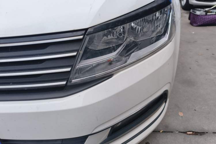 Used Volkswagen Gran Lavida 2017 1.6L Automatic Fashion Edition Left Front Headlight