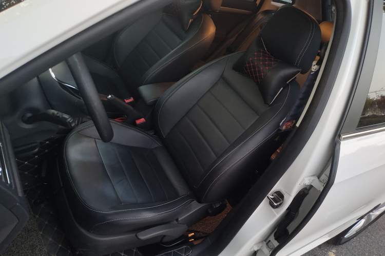 Used Volkswagen Gran Lavida 2017 180TSI DSG Comfort Edition Left Front Seat