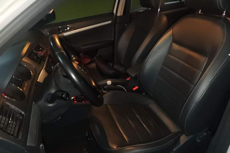 Used Volkswagen Gran Lavida 2017 230TSI DSG Comfort Edition Left Front Seat