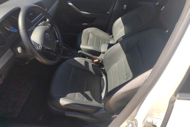 Used Volkswagen Gran Lavida 2017 180TSI DSG Comfort Edition Left Front Seat