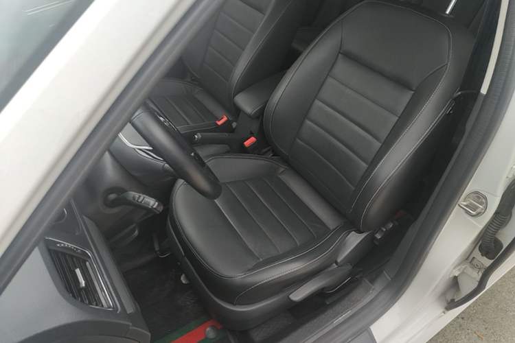 Used Volkswagen Gran Lavida 2017 180TSI DSG Comfort Edition Left Front Seat