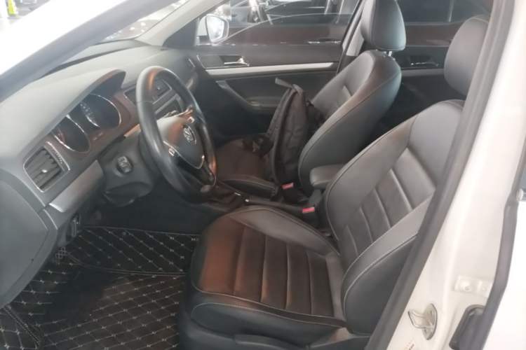Used Volkswagen Gran Lavida 2017 180TSI DSG Comfort Edition Left Front Seat
