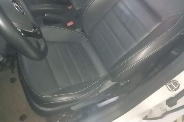 Used Volkswagen Gran Lavida 2017 180TSI DSG Comfort Edition Left Front Seat