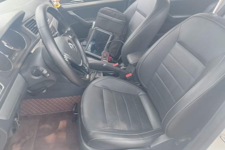 Used Volkswagen Gran Lavida 2017 180TSI DSG Comfort Edition Left Front Seat
