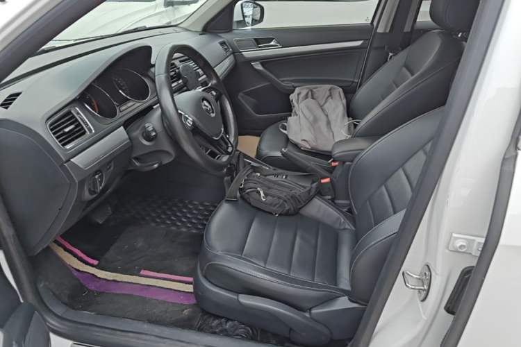 Used Volkswagen Gran Lavida 2017 180TSI DSG Comfort Edition Left Front Seat