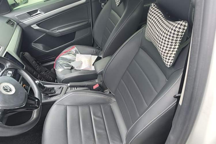 Used Volkswagen Gran Lavida 2017 180TSI DSG Comfort Edition Left Front Seat