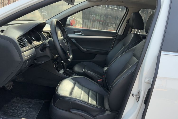 Used Volkswagen Gran Lavida 2017 180TSI DSG Comfort Edition Left Front Seat