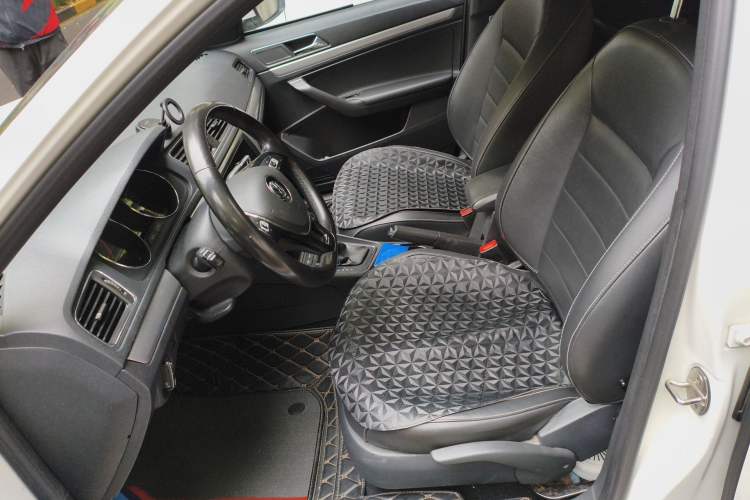 Used Volkswagen Gran Lavida 2017 230TSI DSG Comfort Edition Left Front Seat