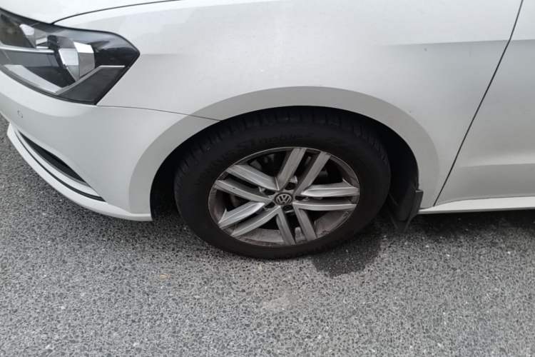 Used Volkswagen Gran Lavida 2017 230TSI DSG Comfort Edition Left Front Wheel Hub