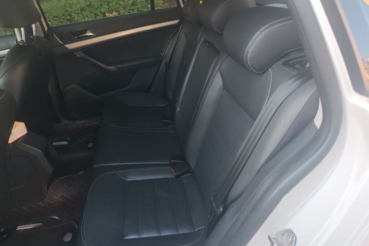Used Volkswagen Gran Lavida 2017 180TSI DSG Comfort Edition Left Rear Seat