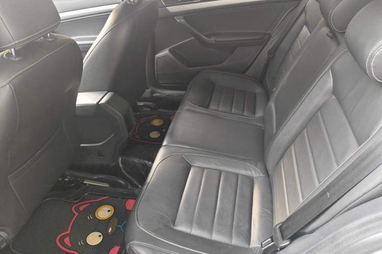 Used Volkswagen Gran Lavida 2017 1.6L Automatic Comfort Edition Left Rear Seat