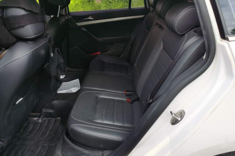 Used Volkswagen Gran Lavida 2017 1.6L Automatic Comfort Edition Left Rear Seat