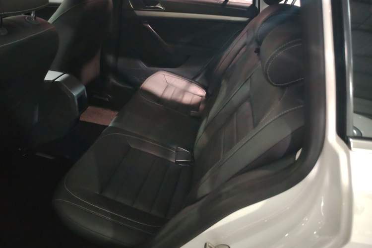 Used Volkswagen Gran Lavida 2017 1.6L Automatic Comfort Edition Left Rear Seat