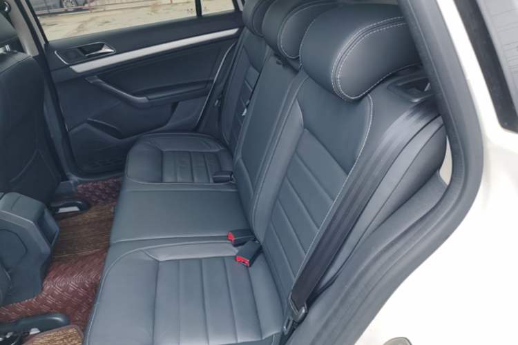 Used Volkswagen Gran Lavida 2017 180TSI DSG Comfort Edition Left Rear Seat