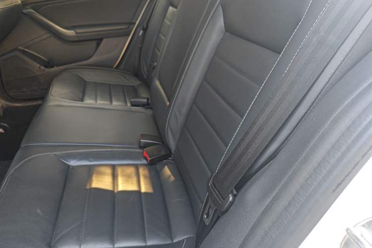 Used Volkswagen Gran Lavida 2017 180TSI DSG Comfort Edition Left Rear Seat