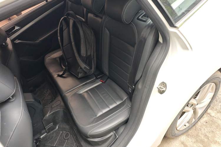 Used Volkswagen Gran Lavida 2017 180TSI DSG Comfort Edition Left Rear Seat