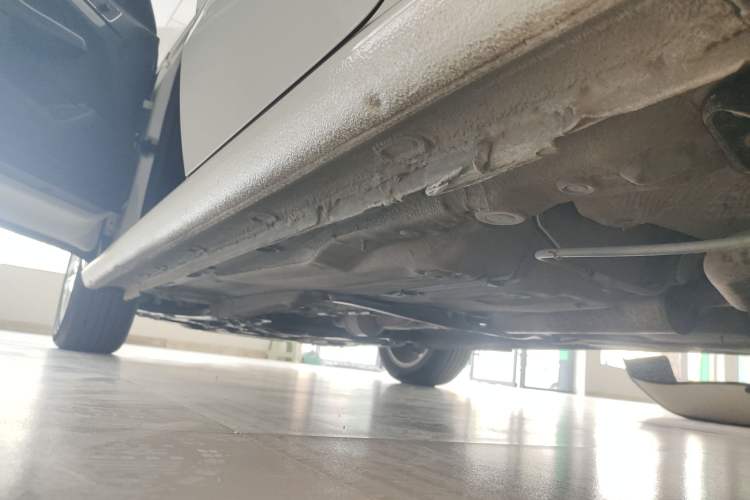 Used Volkswagen Gran Lavida 2017 230TSI DSG Comfort Edition Left Side Sill