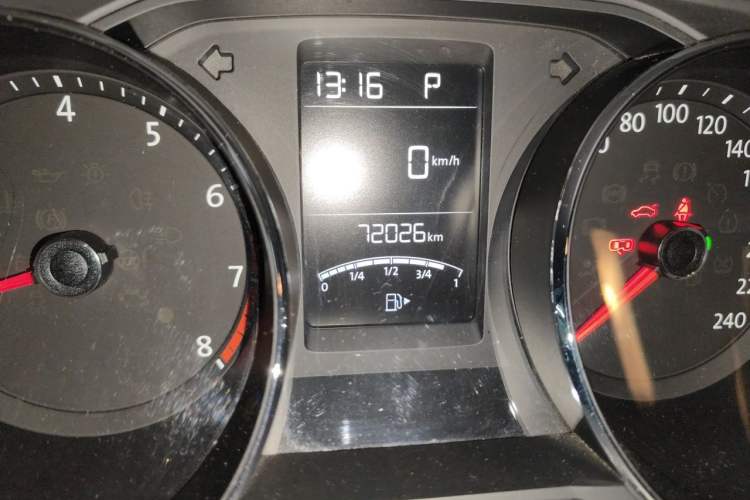 Used Volkswagen Gran Lavida 2017 230TSI DSG Comfort Edition Odometer Close Up