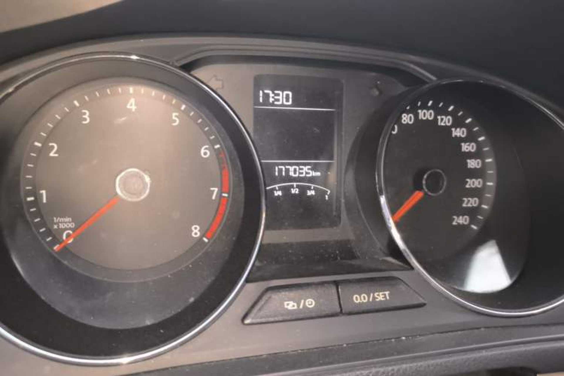 Used Volkswagen Gran Lavida 2017 180TSI DSG Comfort Edition Odometer Close Up